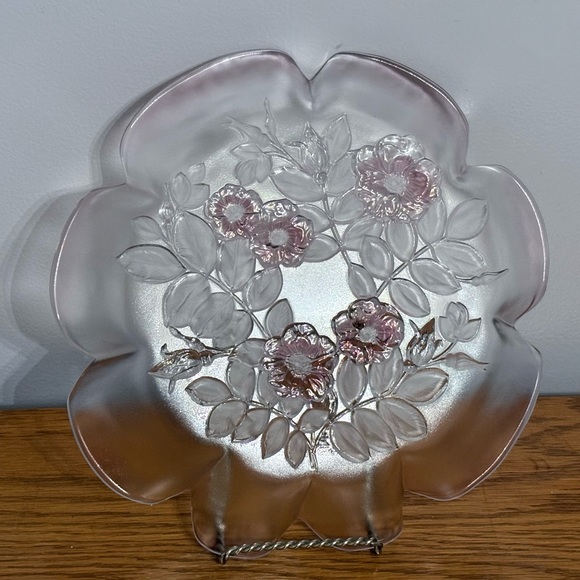VTG Mikasa Walther Crystal Rosella Tinted/ Frosted Floral Serving Dish 12 3/4” - Picture 2 of 5